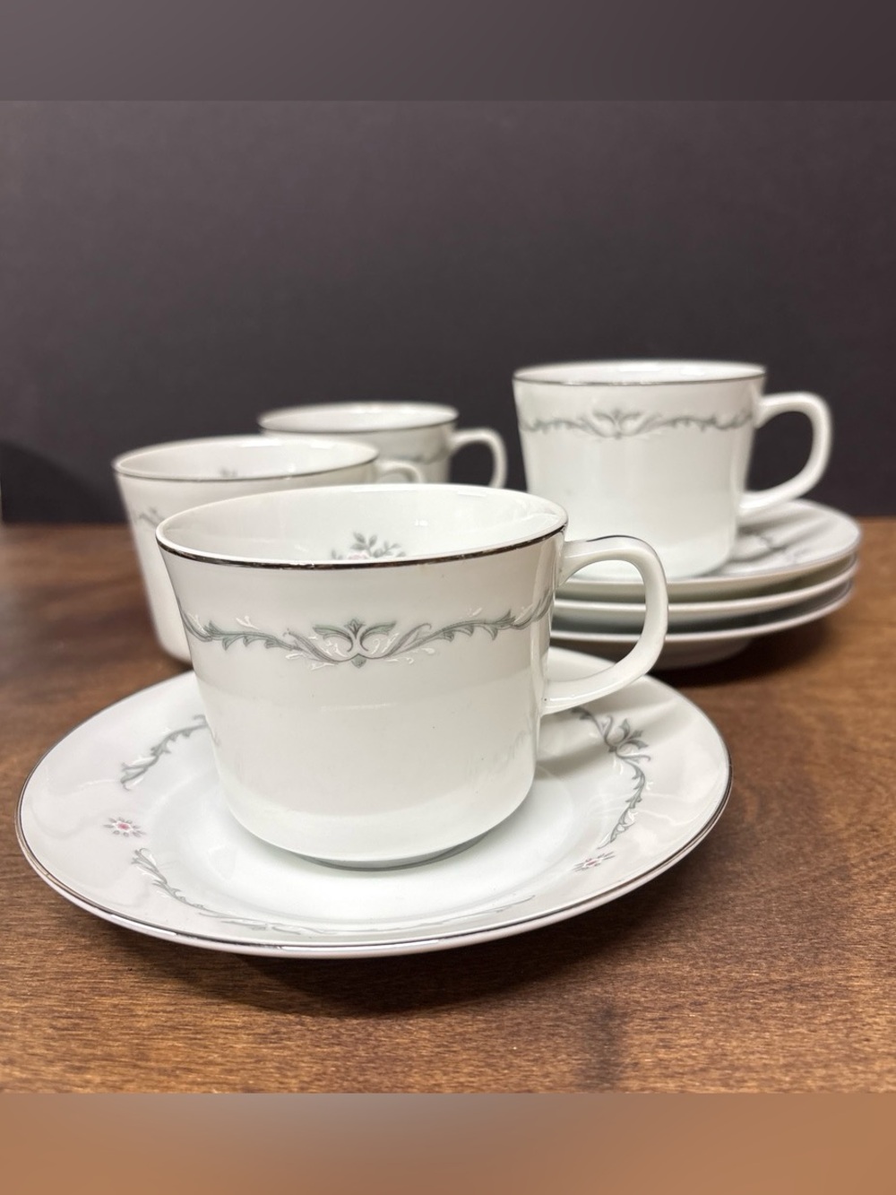 Signature Collection Japan Porcelain Tea Cup and Saucer Set - 4pc